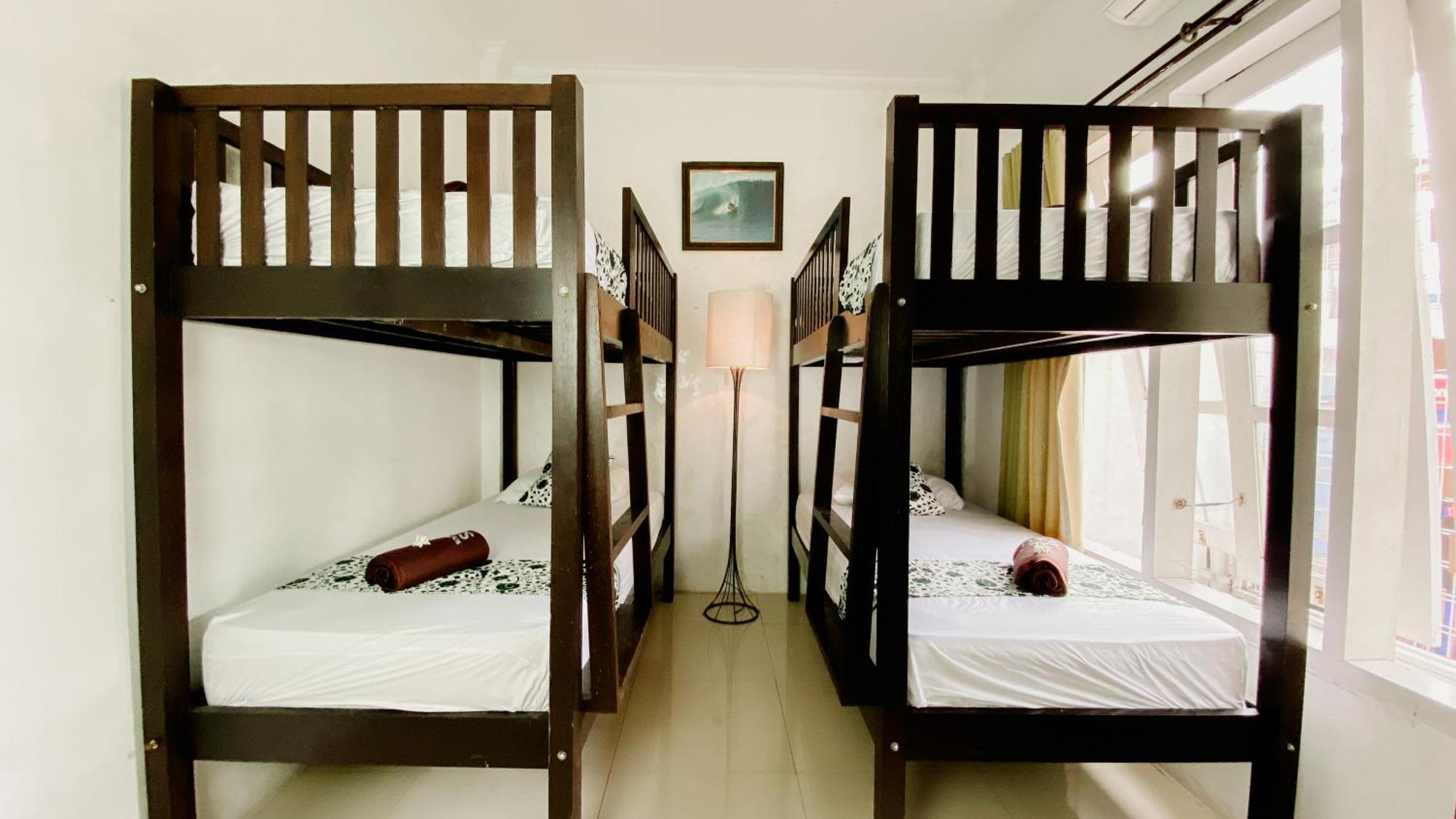 Dormitory Tourism Sritanjung Banyuwangi By Gajahsora Management Buitenkant foto